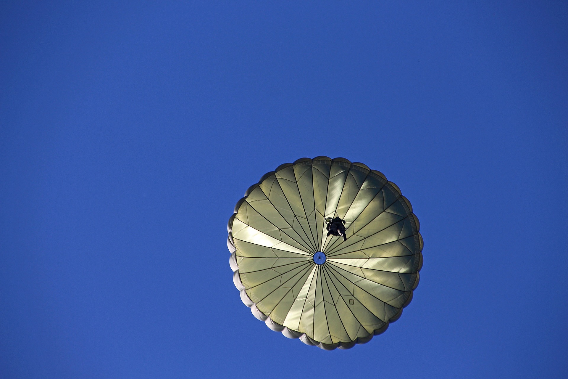 Czy skok ze spadochronem jest bezpieczny?