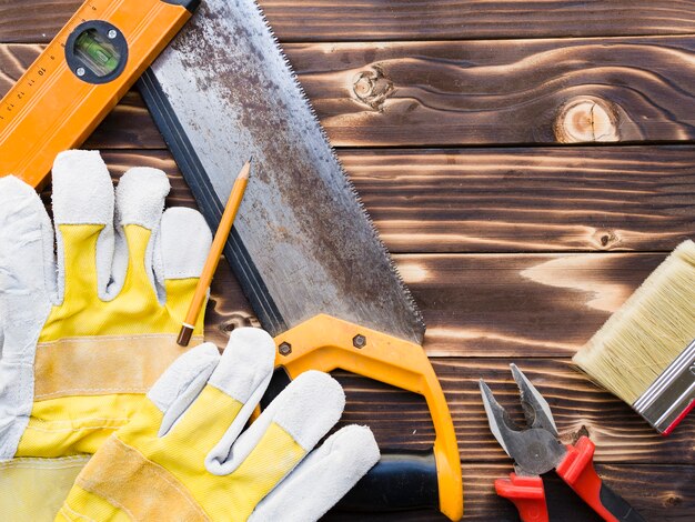 Jak zakupić profesjonalne narzędzia i materiały do remontu domu?