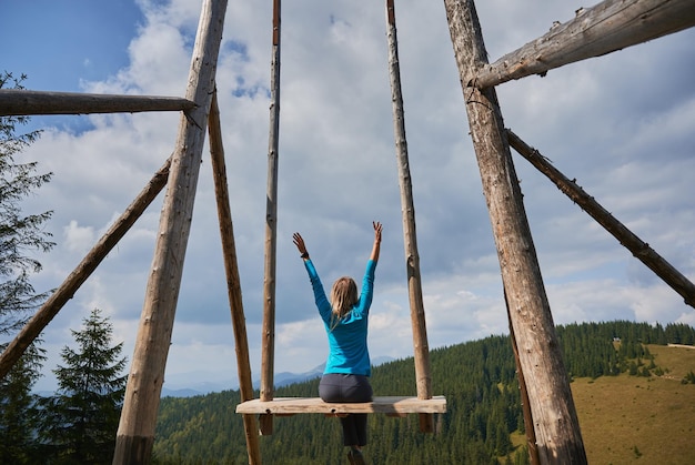 Adrenalina i równowaga: jak sporty ekstremalne mogą stać się ścieżką do harmonii życiowej